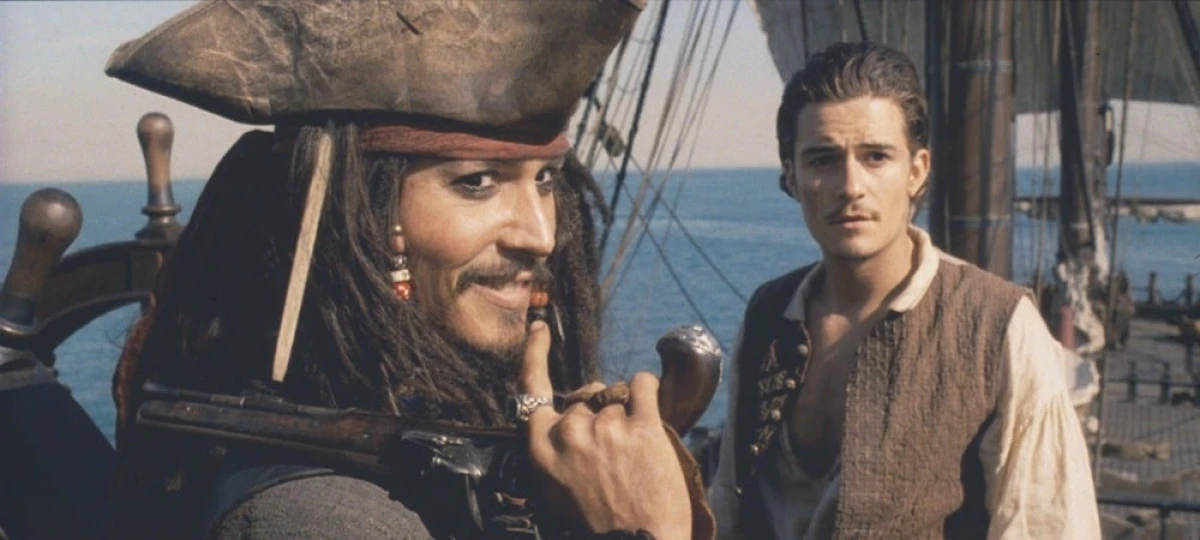 KAPTAN JACK SPARROW GERİ DÖNÜYOR