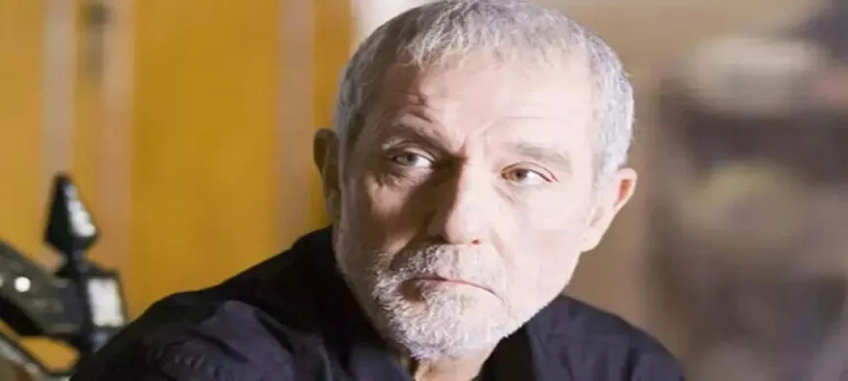 Sanatçı İlhan Şeşen hayatını kaybetti