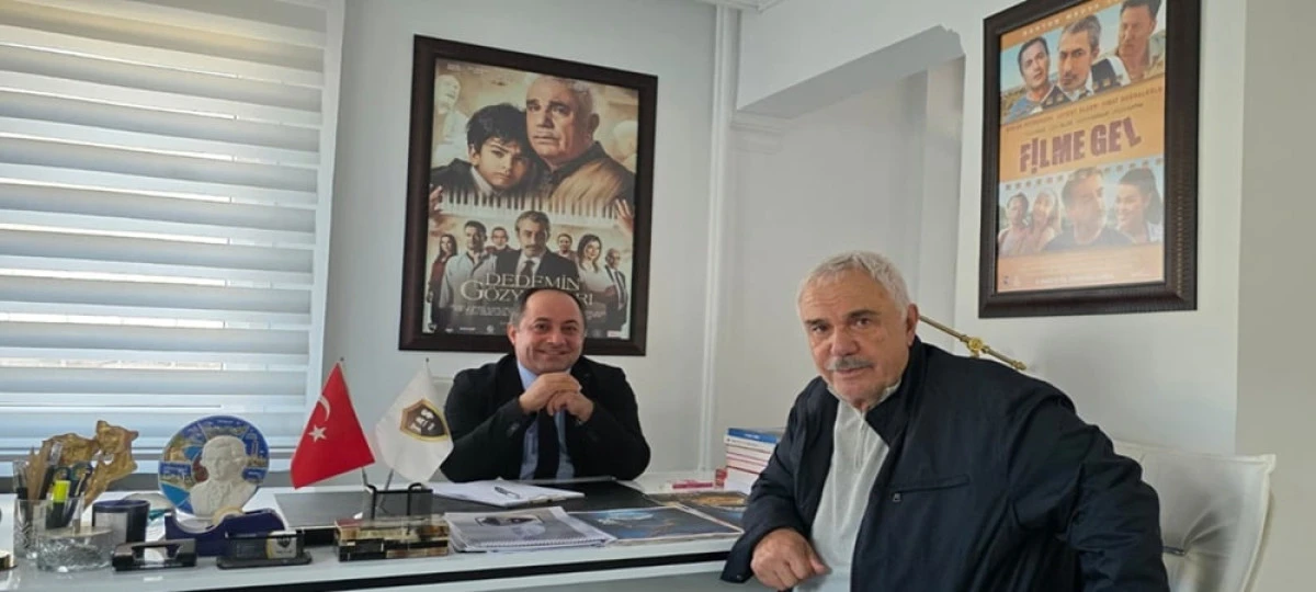 “SANATIN GÖREVİ YIKMAK DEĞİL, ONARMAKTIR”