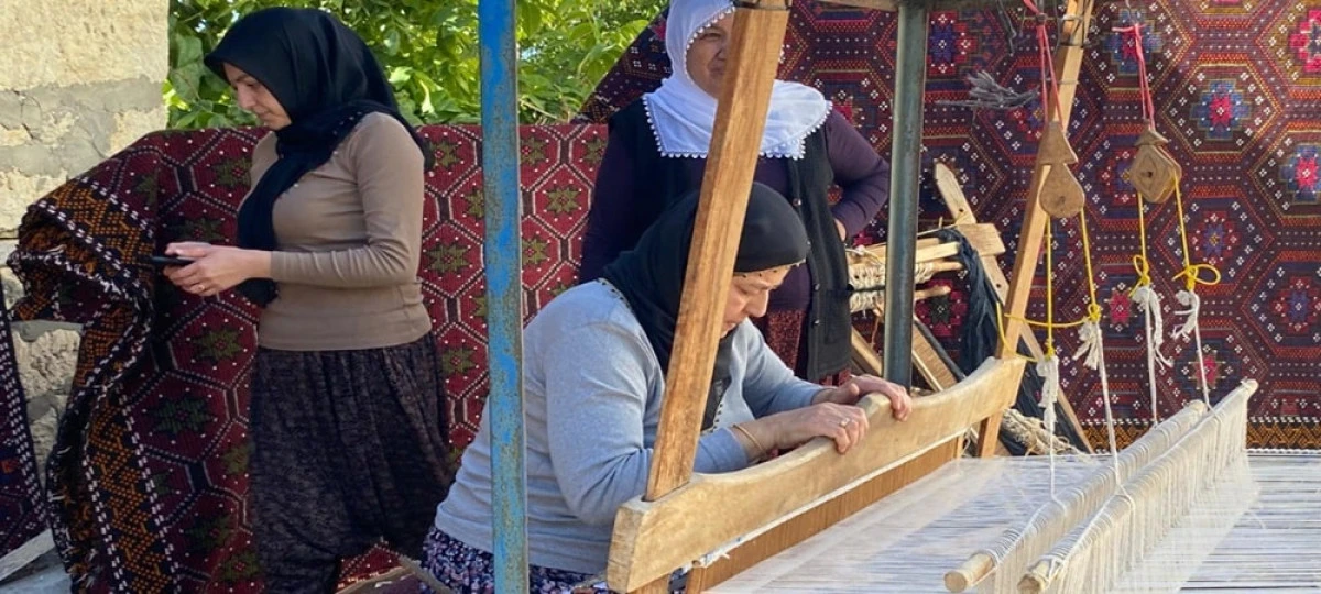 ZİYARETÇİLER FİLM TADINDA BİR GÜN YAŞADI